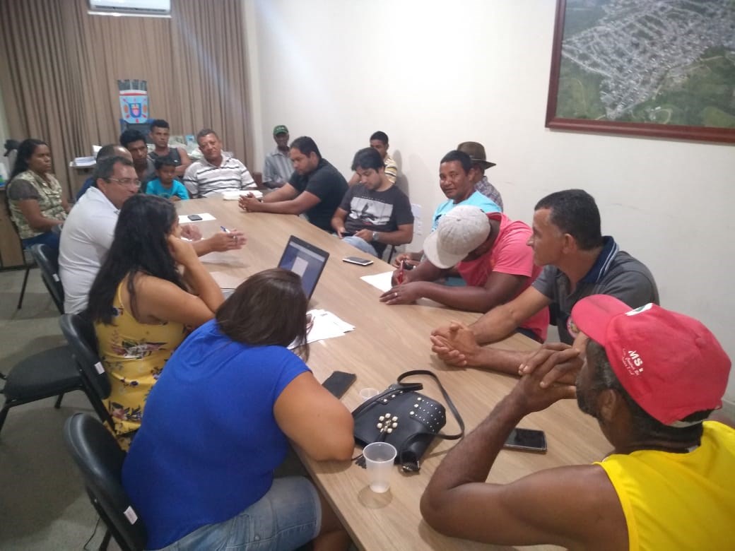 Camacã: Agricultores e representantes do Município se reúnem para instruções da Chamada Pública do PNAE e PAA